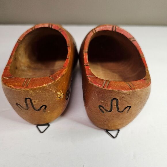 Vtg Wooden Dutch Clog Shoes Handcarved Painted 7" Holland Windmill - Picture 4 of 7
